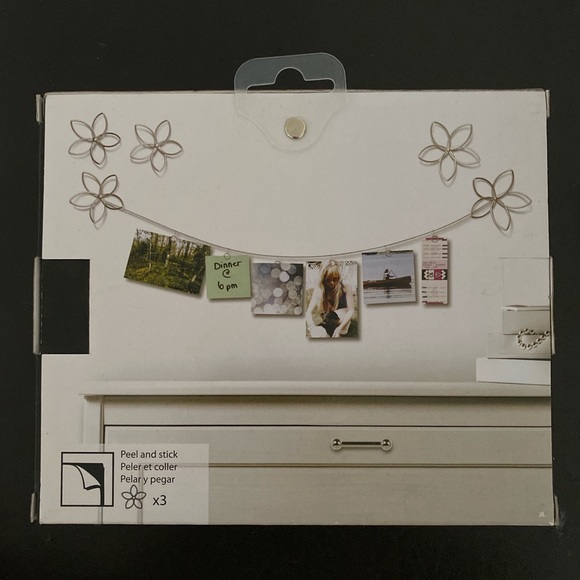 NEW Umbra photo wall display - Picture 2 of 2